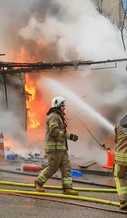 Beykoz'da korkutan yangın