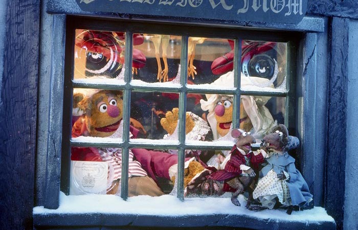 Beykoz Kundura Sinema Muppet Noel Şarkısı