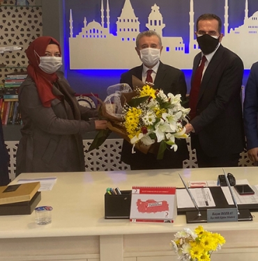 ak-parti-beykoz-da-sembolik-ogretmenler-gunu-kutla_4056-1