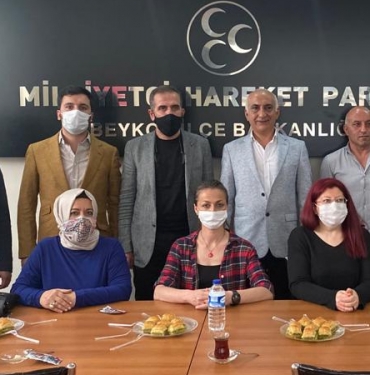 ak-parti-beykoz-dan-mhp-ye-hayirli-olsun-ziyareti_7645-1
