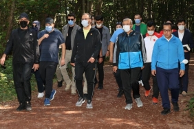 bakan-kasapoglu-beykoz-da-bisiklet-surdu-yuruyus-y_7428-1