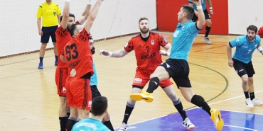 besiktas-derbisinde-hem-maci-hem-de-avantaji-kaybe_7402-1