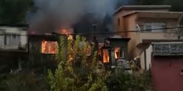 beykoz-anadolu-kavagi-nda-cikan-yangin-korkuttu-_1346-1