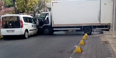 beykoz-da-freni-patlayan-kamyon-araclara-carparak-_5044-1