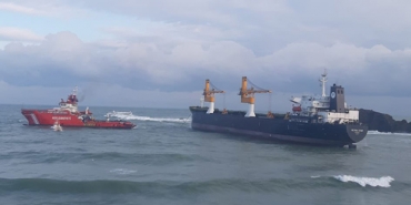 beykoz-da-kiyiya-suruklenen-gemi-kurtarildi_7776-1