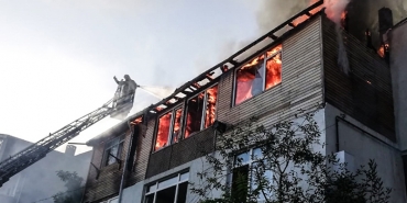 beykoz-da-korkutan-cati-yangini_9175-1