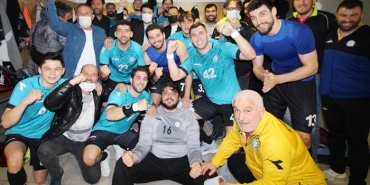 beykoz-hentbol-takimi-inandi-ve-kazandi_6375-1