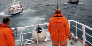 Beykoz Riva açıklarında sürüklenen 2 tekne kurtarıldı