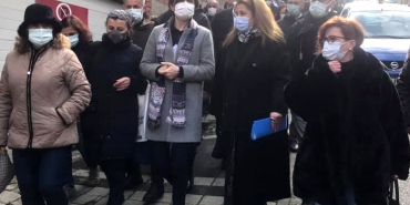 canan-kaftancioglu-beykoz-sokaklarinda-_3369-1