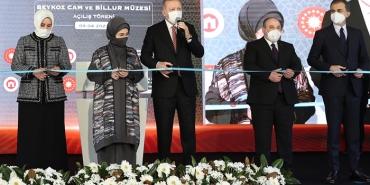 cumhurbaskani-erdogan-beykoz-cam-muzesi-nin-acilis_4798-1