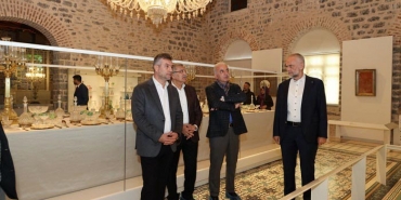 isbelediye-baskanlari-turkiye-nin-ilk-cam-muzesini-g_5781-4