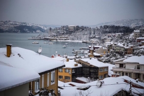 isbeyaz-ortu-beykoz-a-cok-yakisti_8644-4