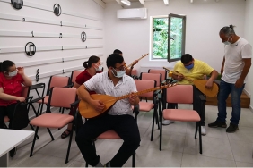 isbeykoz-akdem-engelli-cocuk-ve-gencleri-muzikle-hay_7769-1