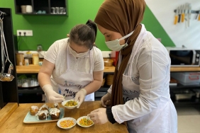 isbeykoz-akdem-in-maharetli-ellerinden-ev-ekonomisin_2693-1