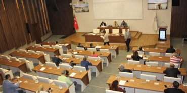 isbeykoz-belediye-meclisi-tatile-girdi_2881-4