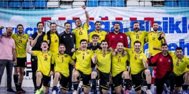 isbeykoz-belediyesi-gsk-finale-yukseldi_9871-4
