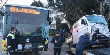 isbeykoz-da-araclar-kafa-kafaya-carpisti-yaralilar-v_5844-4