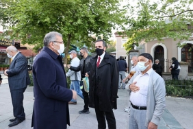 isbeykoz-da-bayram-namazi-kilinarak-kabir-ziyareti-g_4114-1