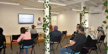 isbeykoz-da-ebeveynlere-rehberlik-edecek-seminerler-_8764-1