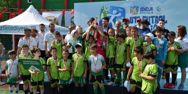 isbeykoz-da-gelecegin-yildiz-futbolculari-bulustu_8918-4