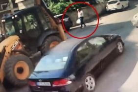 isbeykoz-da-iki-arac-arasinda-kalan-yaya-agir-yarala_3968-1