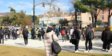 isbeykoz-da-ikinci-donemin-ilk-ders-zili-caldi_2376-4