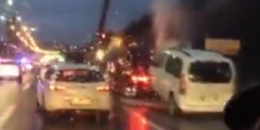 isbeykoz-da-ilginc-anlar-cekici-ustunde-alev-aldi_3225-1