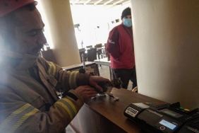 isbeykoz-da-kedi-kurtarma-operasyonu_4112-1