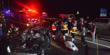 isbeykoz-da-lastigi-patlayan-otomobil-dehset-sacti-2_3976-1