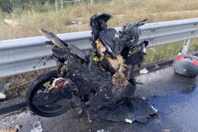 isbeykoz-da-motosikletlinin-hatasi-pahali-mal-oldu_1434-4