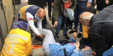 isbeykoz-da-otobuse-yetismeye-calisan-kadin-ezildi_1268-5