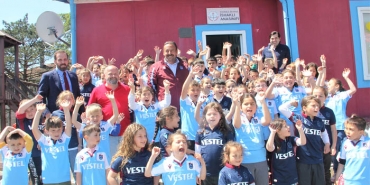 isbeykoz-da-trabzonsporlu-miniklere-forma-surprizi_3140-4