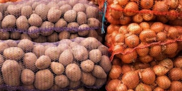 isbeykoz-da-ucretsiz-patates-ve-sogan-dagitimina-bas_8967-1