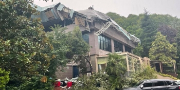 isbeykoz-da-yildirim-dusmesi-sonucu-2-cocuk-yaraland_6629-4