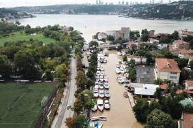 isbeykoz-da-yogun-yagis-istanbul-bogazini-camura-bul_4786-4