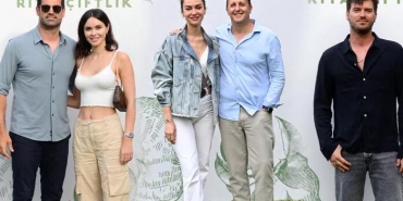 isbeykoz-daki-acilista-unluler-gecidi-10587-html_3361-4