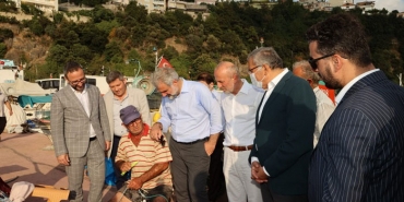 isbeykoz-daki-balikcilar-vira-bismillah-demeye-hazir_6414-1