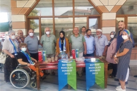 isbeykoz-daki-rizeliler-asure-ikram-etti_9808-1