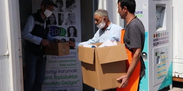 isbeykoz-lu-vatandaslar-ekmegini-copten-cikariyor_2868-1