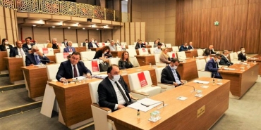 isbeykoz-meclisinde-tansiyon-yukseldi-10263-html_4676-4