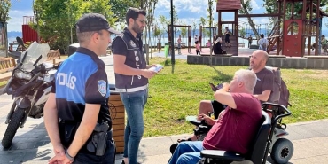 isbeykoz-polisleri-bir-gunde-950-kisiyi-bilgilendird_8665-4