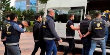 isbeykoz-polisleri-zehir-tacirlerinin-pesine-dustu_4710-4