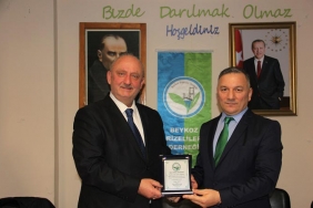 isbeykoz-rizeliler-dernegi-nde-devir-teslim-toreni_7133-1