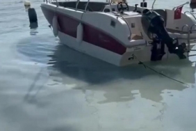 isbeykoz-sahillerinde-suyun-rengi-degisti_7141-4