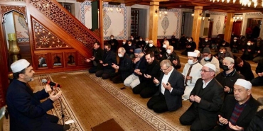 isbeykoz-un-agabeyi-yucel-celikbilek-dualarla-anildi_9638-4