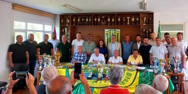 isbeykoz-un-asirlik-cinari-yeni-baskanini-secti_1397-4