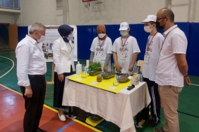 isbeykoz-un-en-ozel-ogrencileri-icatlarini-sergilend_2902-1