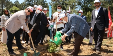 isbeykoz-un-fidanlari-yeni-dogan-bebekler-ile-buyuye_4476-1