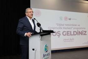 isbeykoz-un-gencleri-dijital-caga-guvenle-hazirlaniy_3123-4