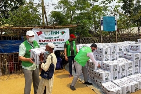 isbeykoz-un-yardim-eli-banglades-e-ulasti_1589-4